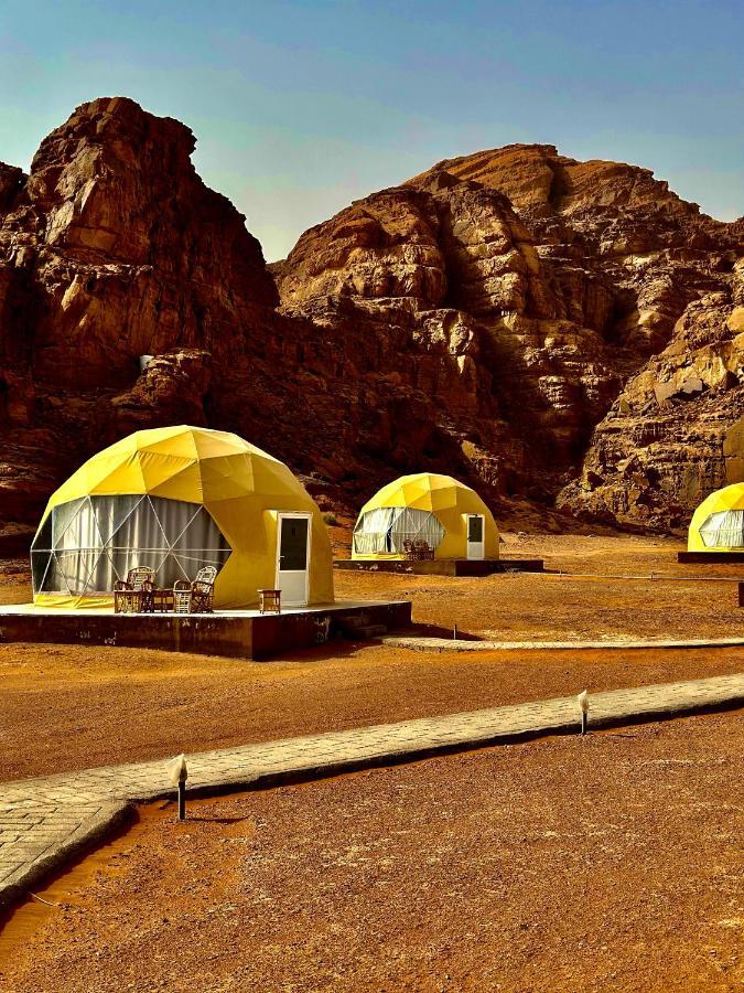 Hôtel Golden Memories Camp à Wadi Rum Extérieur photo