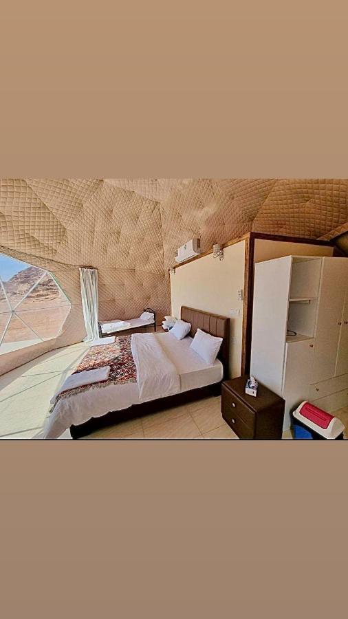 Hôtel Golden Memories Camp à Wadi Rum Extérieur photo