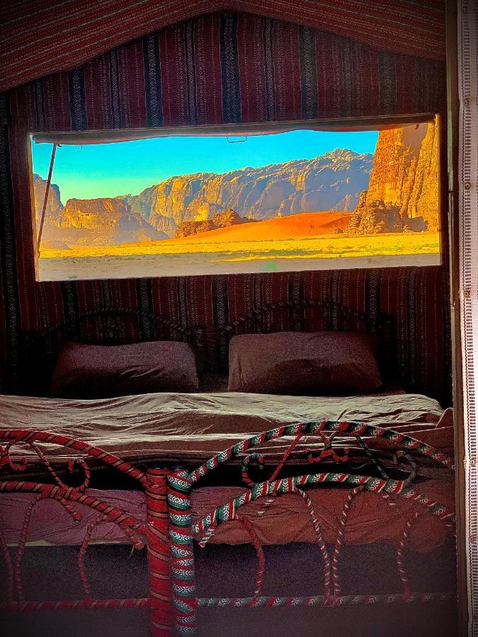 Hôtel Golden Memories Camp à Wadi Rum Extérieur photo